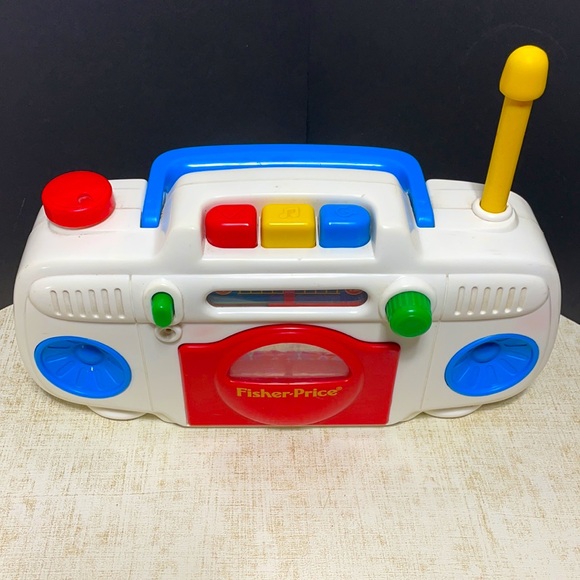 Vintage 1992 Fisher Price 12 tune Toy CD Player Boom Box Radio #2087 - Picture 3 of 8